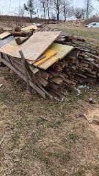 Brennholz Fichte, Kiefer A gutes Bauholz Dach Latten aus genagelt Zwettl