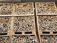 Brennholz Esche, Eiche, Buche trocken Gampern