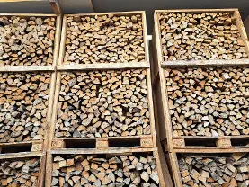 Brennholz Brennholz Esche, Eiche, Buche trocken