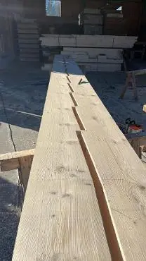 Holzprodukte Traditionelle verzahnte Träger in Sichtqualität