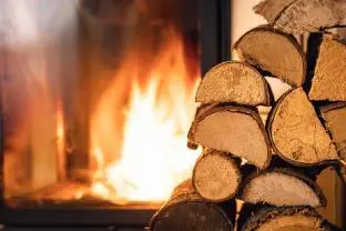 Brennholz Brennholz Esche, Buche 25, 33, 50 cm Zustellung möglich