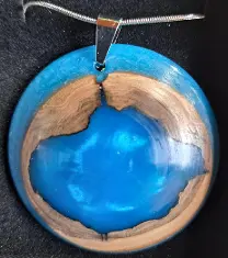 Holzprodukte Holzschmuck - Holz/Gießharz - UNIKAT