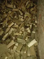Brennholz Esche, Eiche, Buche Willanzheim
