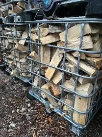 Brennholz Brennholz Esche, Buche Vorwiegend Buche Brennholz