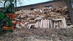 Brennholz Fichte, Esche, Buche