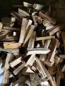 Brennholz Brennholz Fichte Verkaufe frisch geschnittenes Brennholz