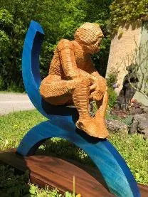 Holzprodukte Geschnitzte Objekte und Figuren