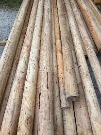 Holzprodukte Lärchen Stangen (Palisaden)